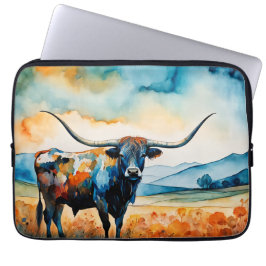 Longhorn Steer in a pasture Laptopschutzhülle