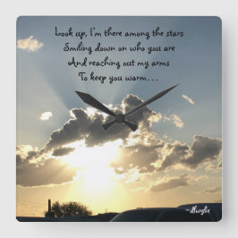 Look Up - a Tribute to a Loved One Quadratische Wanduhr