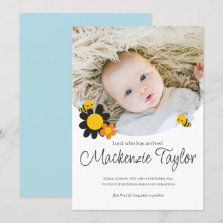 Look Who is Here New Baby Bee themed Announcement Einladung