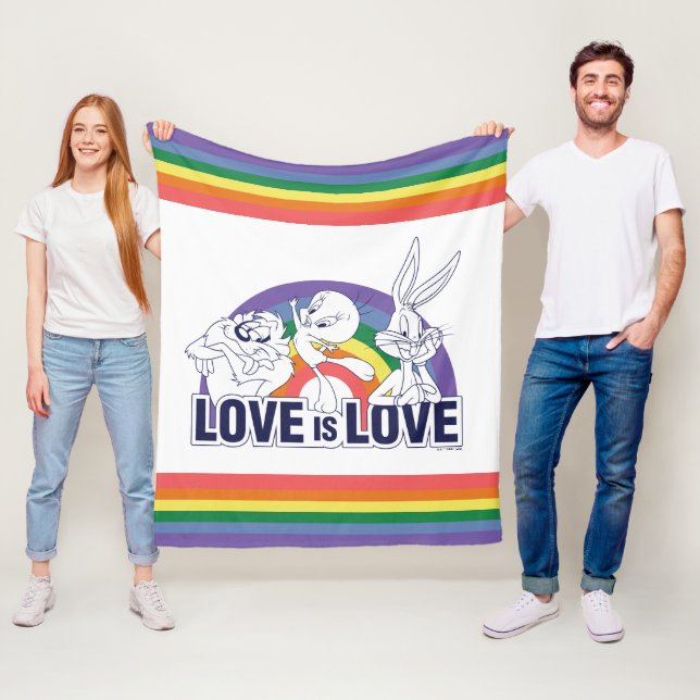 LOONEY TUNES™ - Love Is Love Fleecedecke (Beispiel)