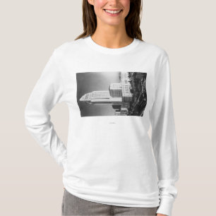 Los Angeles, CARathaus und Stadtansicht T-Shirt