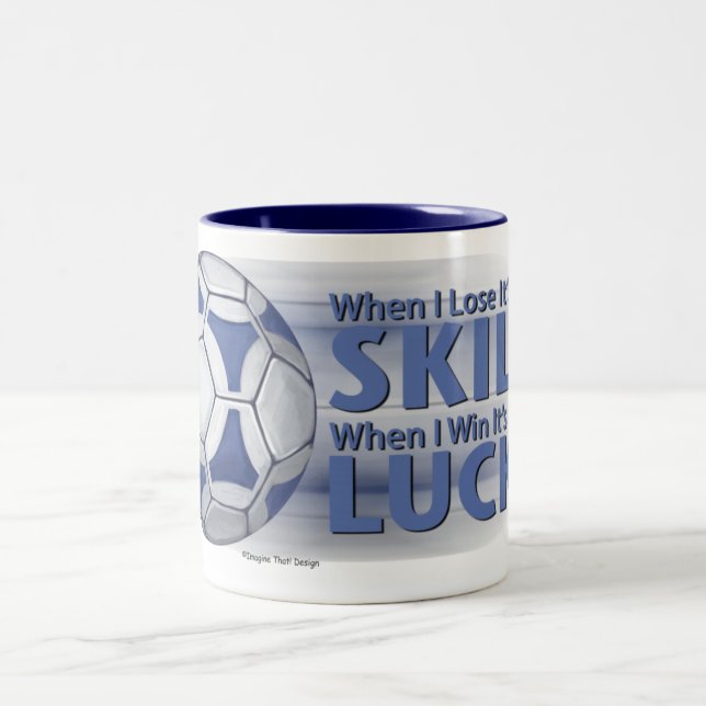 Lose Skill Win Luck Futbal Zweifarbige Tasse (Mittel)