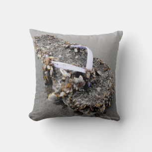 Lost und gefunden Kissen