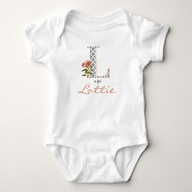 Lottie Name Reveal Blumenbrief L Girl Whimsical Baby Strampler (Vorderseite)