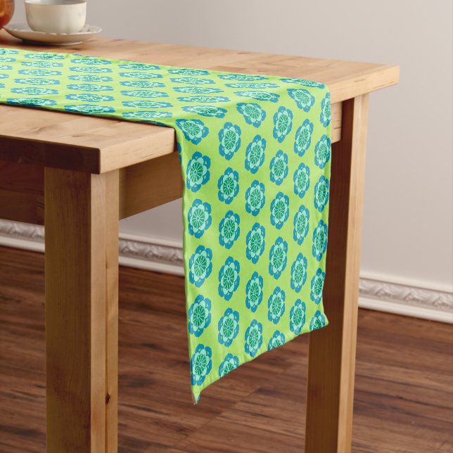 Lotus Blume Mandala, Lime Green und Light Blue Kurzer Tischläufer (Beispiel)