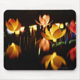 Lotus formte Laternen für mittleres Herbstfestival Mousepad
