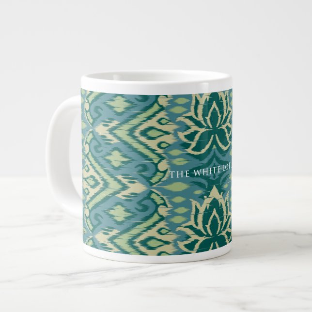 Lotus Ikat Muster - Der weiße Lotus Jumbo-Tasse (Vorderseite Links)