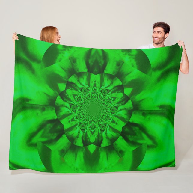 Lotus in Green Satin Fleece Blanket (Beispiel)