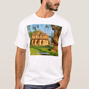 Lotus Mahal, Vijayanagara, Indien T-Shirt