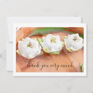 Lotus pliés en blanc dans un Carte de remerciement