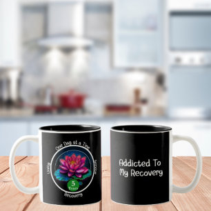 Lotus Sobriety Chip   Angepasste 12-Stufen-Medaill Zweifarbige Tasse
