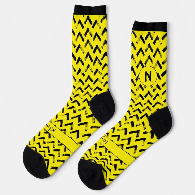 Loud Chevron Black and Yellow Name Initials Socken (Linkes Detail)