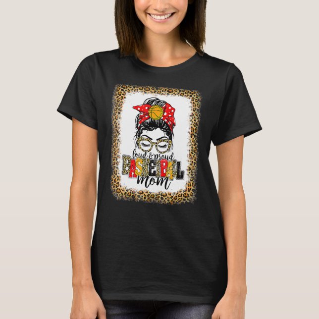 Loud & Proud Basketball Mama Messy Bun Leopard Mot T-Shirt (Vorderseite)