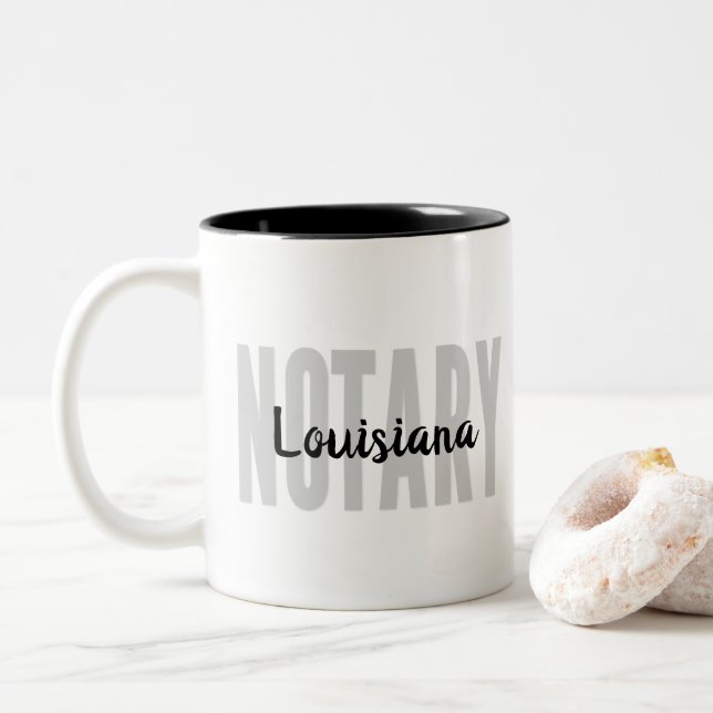 Louisiana Notary Public verblasst Black Big Schrif Zweifarbige Tasse (Mit Donut)