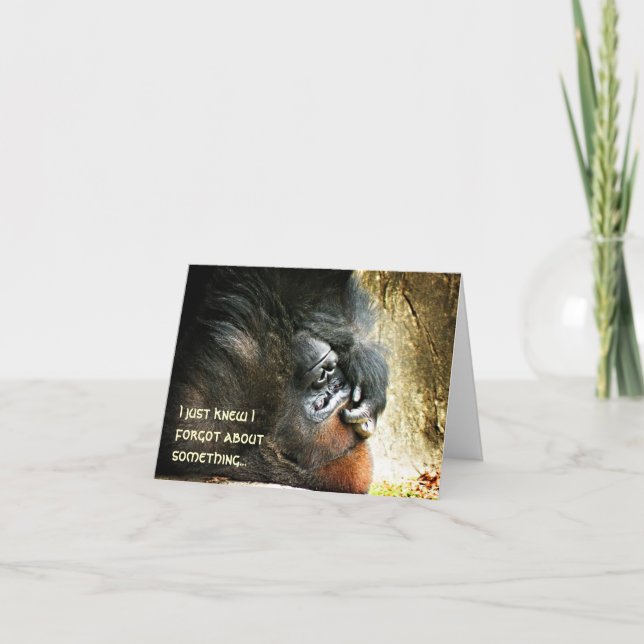 Lounging Gorilla Belated Birthday Card Karte (Vorderseite)
