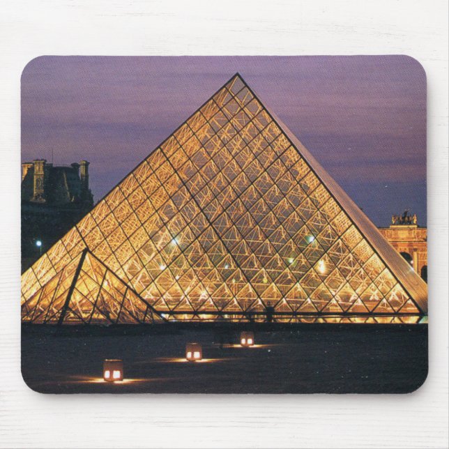 Louvre Museum Mousepad (Vorne)