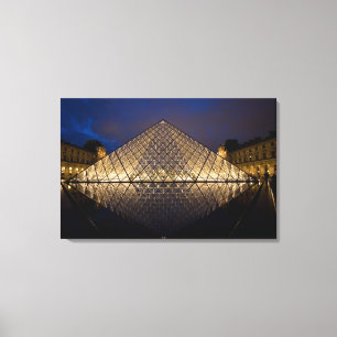 Louvre Pyramid vom Architekten I.M. Pei Leinwanddruck