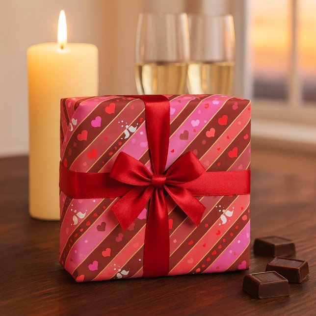 Love Birds Hearts Valentine Muster Packpapier (Valentine's Day wrapping paper featuring a striped pattern in pink and red, with cute love birds)