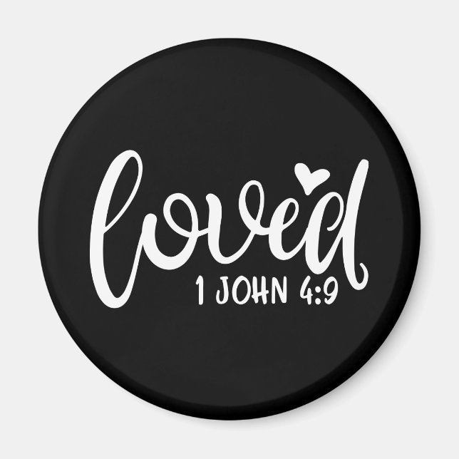 Love Design With A Word Loved on It Magnet (Vorne)
