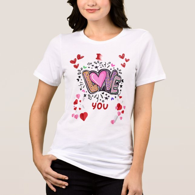 Love Hearts & Petals Tee – Romantic Floral Vibes  (Vorderseite)
