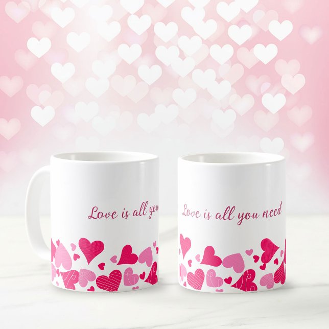 Love Is All You Need Heart Border Coffee Mug Kaffeetasse ("Love is all you need" coffee mug with a border of hearts)