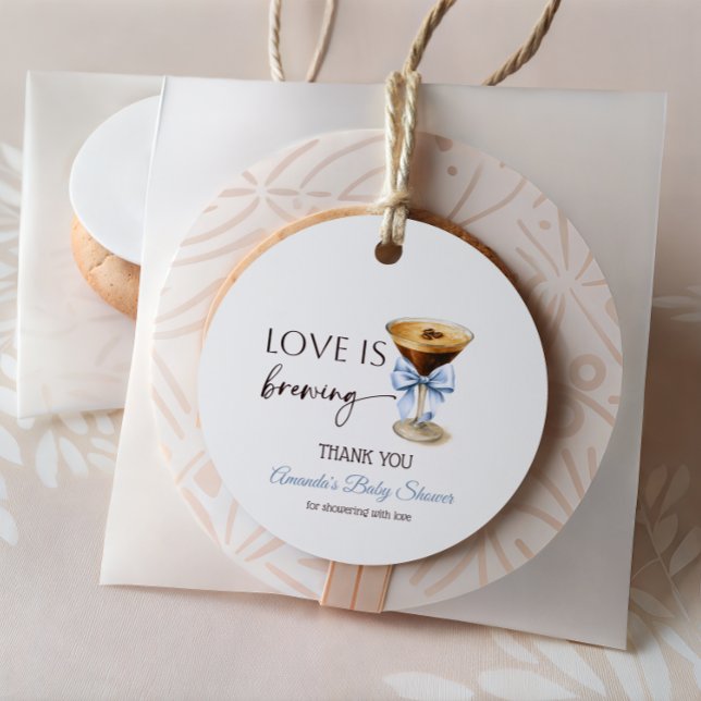 Love is Brewing Blue Coquette Bow Bridal Shower Geschenkanhänger (Von Creator hochgeladen)