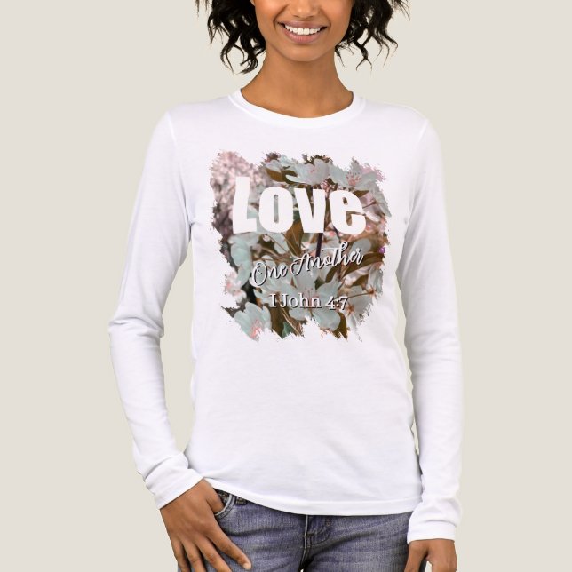 Love One Another Cherry Blossom Tri-Blend Shirt (Vorderseite)