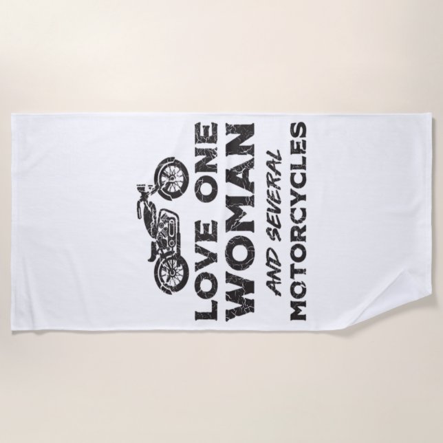 Love One Woman And Several Motorcycles Essential Strandtuch (Vorderseite)