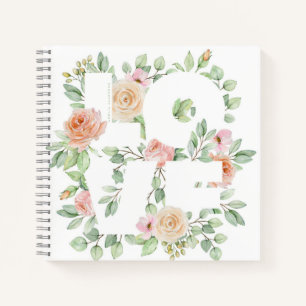 LOVE-Typografie mit Wasserfarben-Rosen und Grünzeu Notizbuch