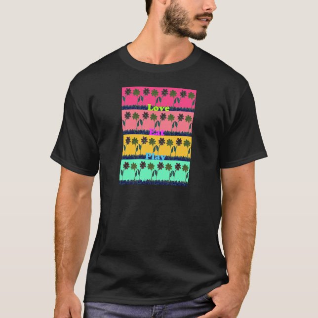 Lovely  Eat Play colors.png T-Shirt (Vorderseite)