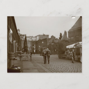 Lovers walking postkarte