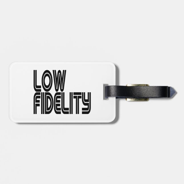 Low Fidelity Gepäckanhänger (Rückseite horizontal)