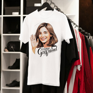 Low-Key-Flex: "Ich habe eine Freundin" Illustriert T-Shirt