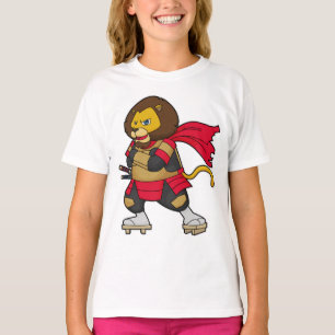 Löwe als Krieger mit Kap T-Shirt