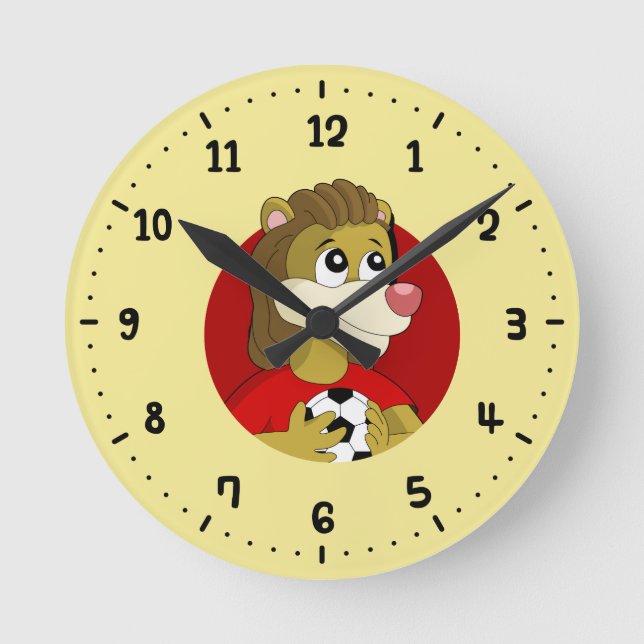 Löwe, der rund um die Uhr einen Fußballball-Cartoo (Vorderseite)