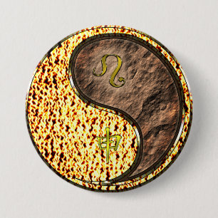 Löwe & Erdaffe Button
