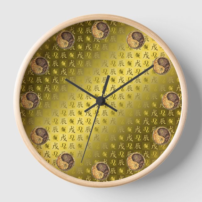 Löwe & Erddrache Uhr (Vorderseite)