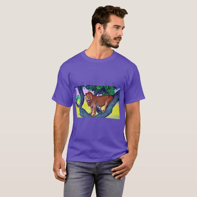 Löwe im Baum T-Shirt (Vorne ganz)