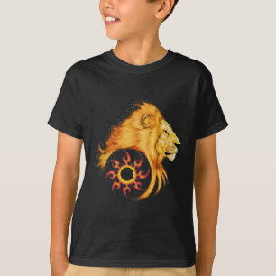 Löwe-Tätowierungs-Kunstentwurf T-Shirt