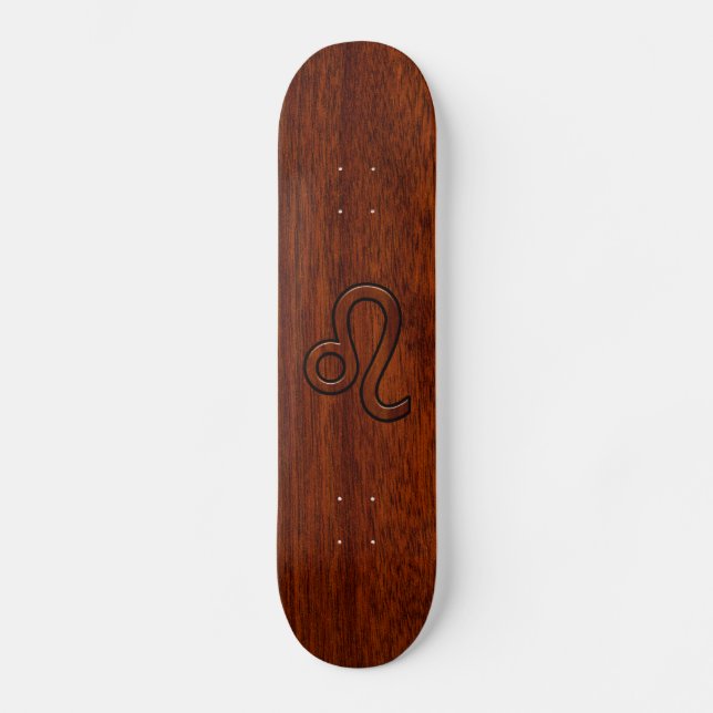 Löwe-Tierkreis-Symbol im hölzernen Skateboard (Vorderseite)
