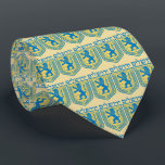 Löwe von Judah Emblem Jerusalem Hebräisch Krawatte<br><div class="desc">Men’s gold tie with an image of blue and yellow Lion of Judah emblems with "Jerusalem" in Hebrew above them in blue letters. See the entire Hanukkah Tie Collection under the REQUORIES category in the HOLIDAYS sektion.</div>