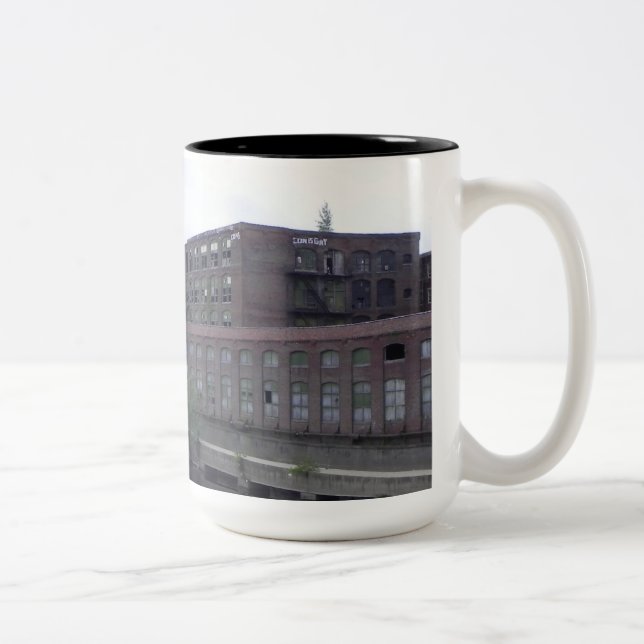 Lowell Massachusetts Mills Kaffee Tasse (Rechts)
