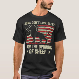 Löwen schlafen nicht über die Ansichten der Schafe T-Shirt