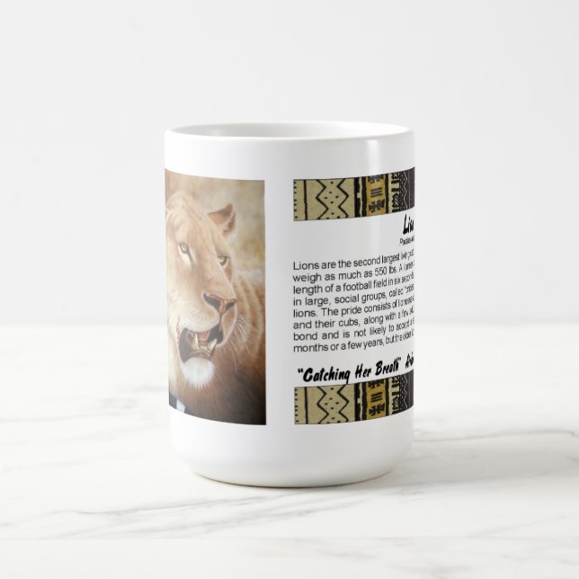 Löwin auf ihrer Tötung Kaffeetasse (Mittel)