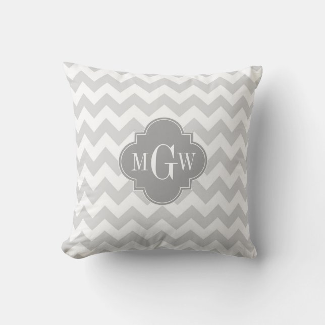 Lt Gray Welches Zickzack graue Quatrefolie 3 Monog Kissen (Vorderseite)