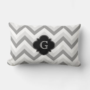 Lt Zwei Grau Weiß Chevron Schwarz Monogramm Lendenkissen