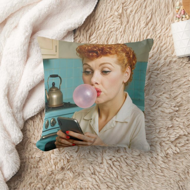 Lucille Ball Simste auf einem Handy Kissen (Decke)
