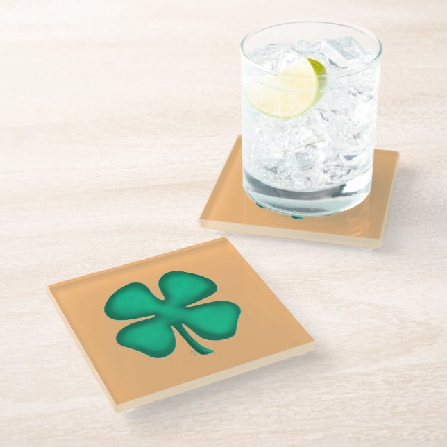 Lucky 4 Leaf Irish Kleber tan Glas Untersetzer (Schrägansicht)