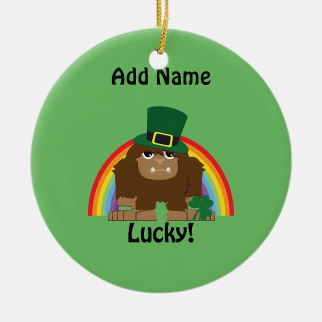 Lucky Bigfoot Leprechaun Keramik Ornament (Vorne)