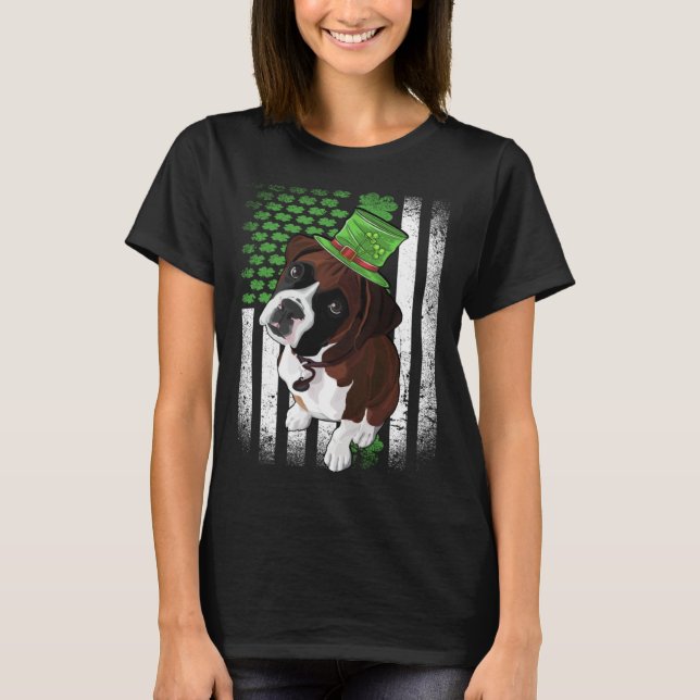 Lucky Boxer Dog St Patrick s Day T-Shirt (Vorderseite)